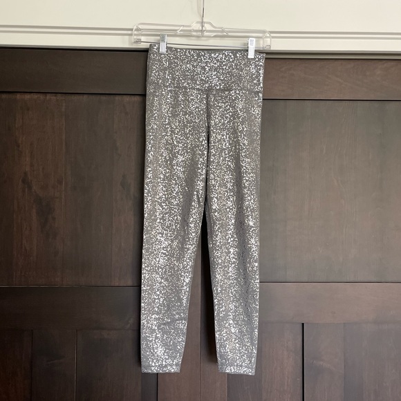 Sweaty Betty Leggings Goddess 7/8 Workout in Grey Terrazzo Foil Print Size XS - Picture 4 of 5